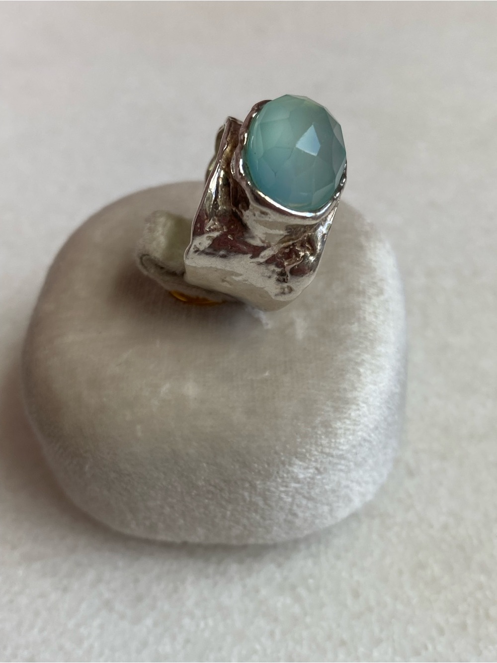 Artisan Silver Ring with Blue Chalcedony Faceted Stone - Picture 2 of 13